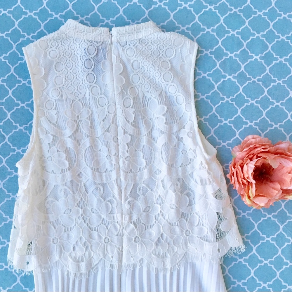 ✨HP!✨ CeCe Pleat Chiffon & Lace Popover Dress - Picture 6 of 8